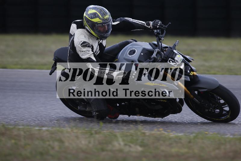 Archiv-2023/47 24.07.2023 Track Day Motos Dario - Moto Club Anneau du Rhin/36